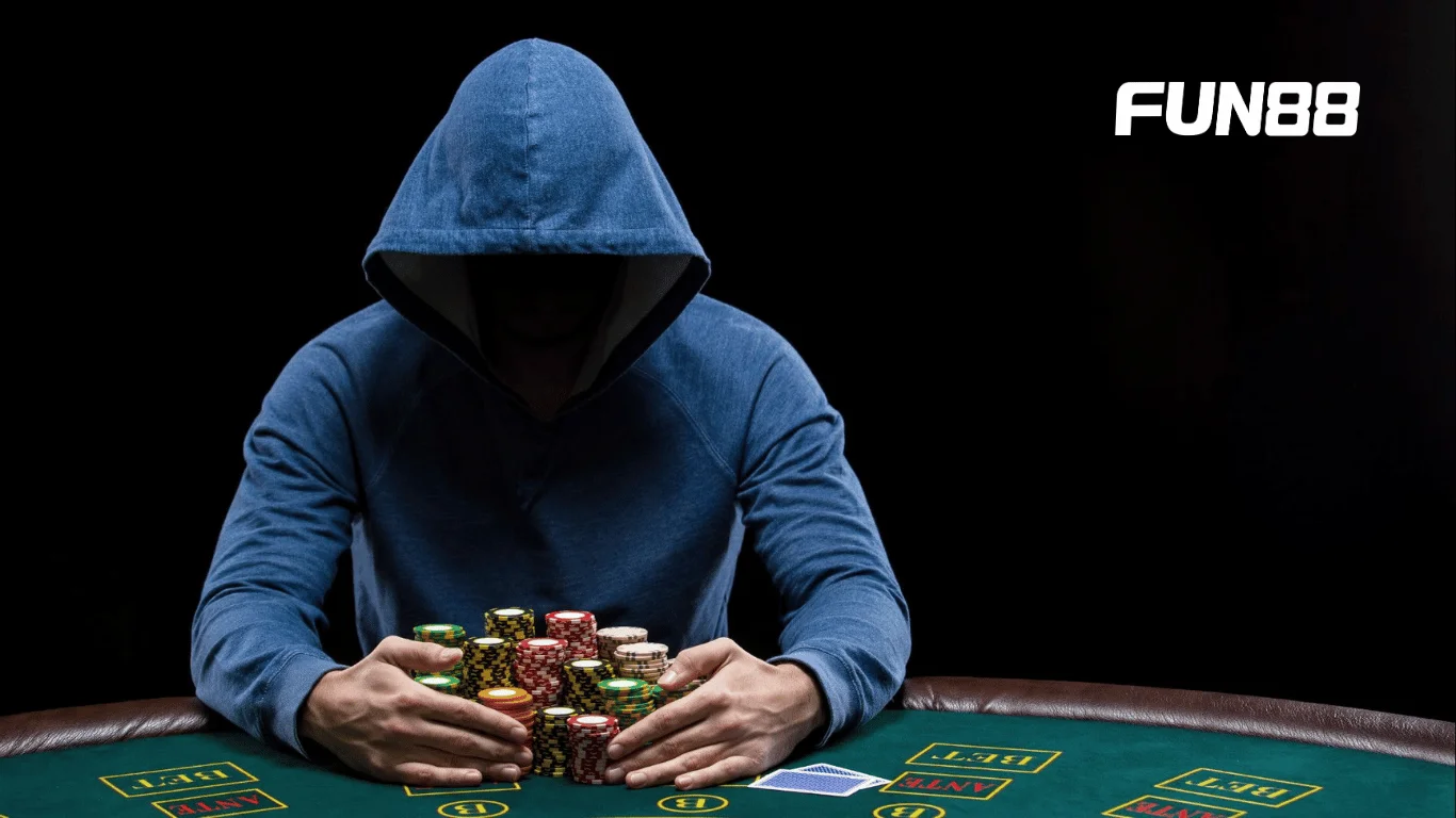 Một số nền tảng lừa đảo có hệ thống chia bài hoặc dealer là bot