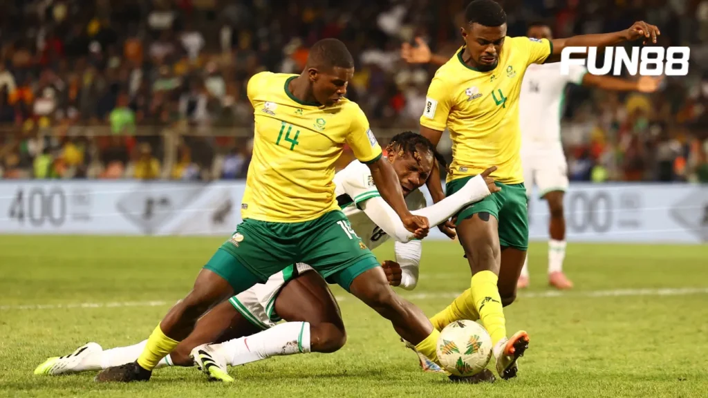 Tuyển Nam Phi rơi vào tình thế ngặt nghèo